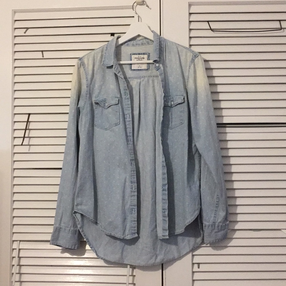 Abercrombie & Fitch Top
